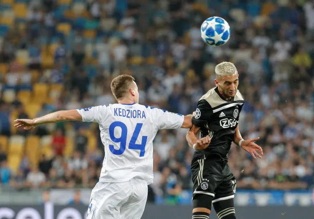 Kędziora i Kądzior nie zagrają w Lidze Mistrzów. Ajax, Young Boys i AEK Ateny w fazie grupowej