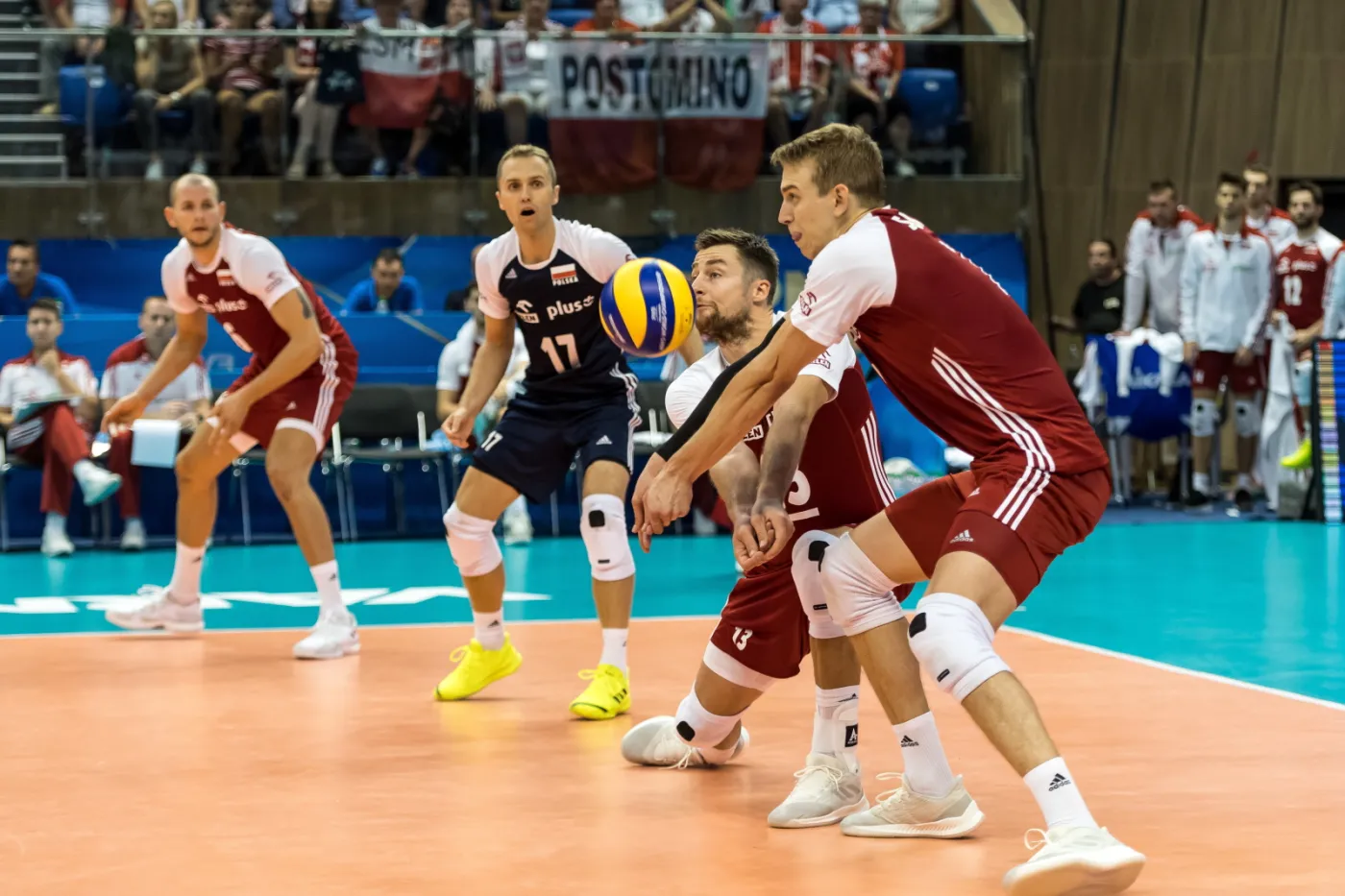 Artur Szalpuk (P) i Michał Kubiak (2P) podczas meczu z Iranem
