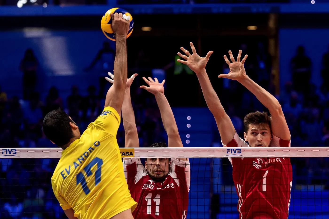11508786-polacy-fabian-drzyzga-c-i-piotr.jpg