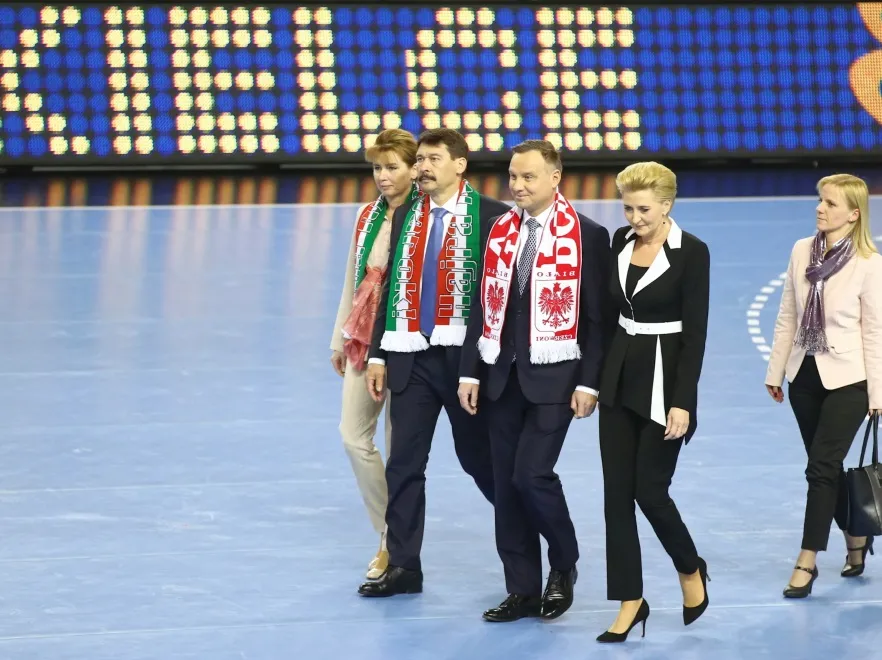12218026-andrzej-duda-janos-ader-agata.jpg