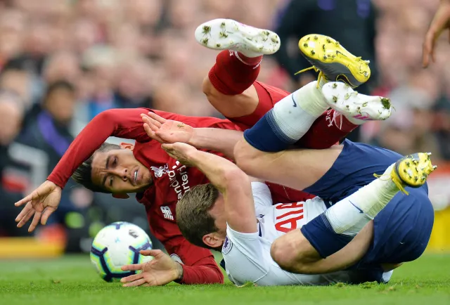 Szczęście Liverpoolu, pech Tottenhamu. Samobój w 90. min. rozstrzygnął losy hitu Premier League