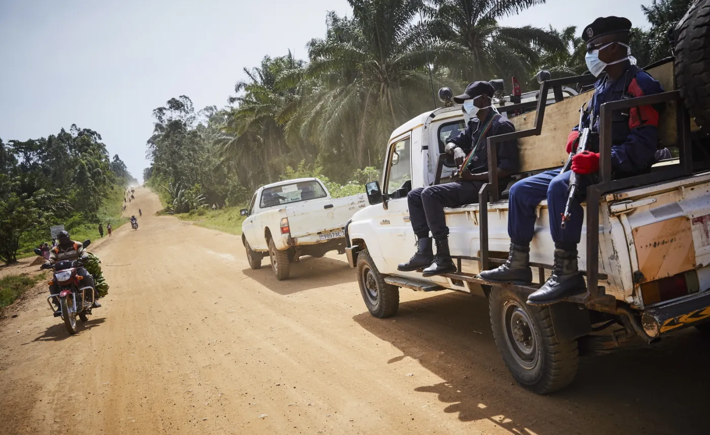 12306569-fala-epidemiczna-wirusa-ebola-w.jpg