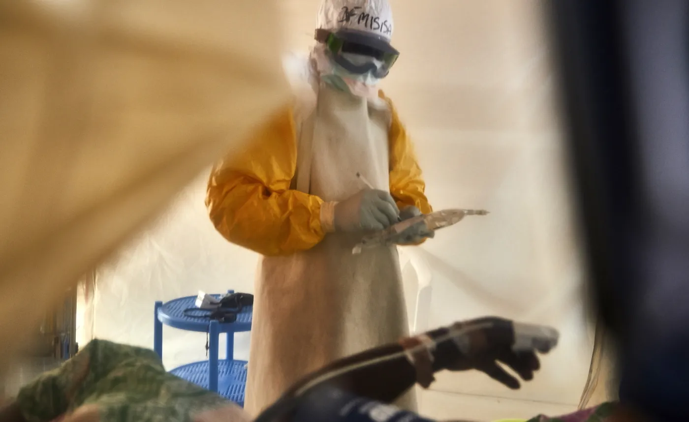 FALA EPIDEMICZNA WIRUSA EBOLA W AFRYCE