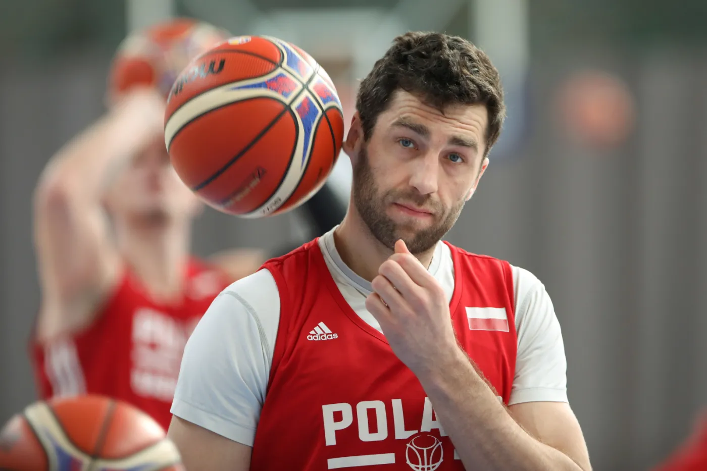 Koszykarz reprezentacji Polski Adam Hrycaniuk