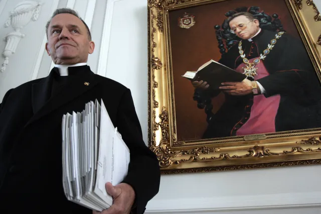 Borusewicz: Ksiądz Jankowski był agentem SB i mam na to dowody