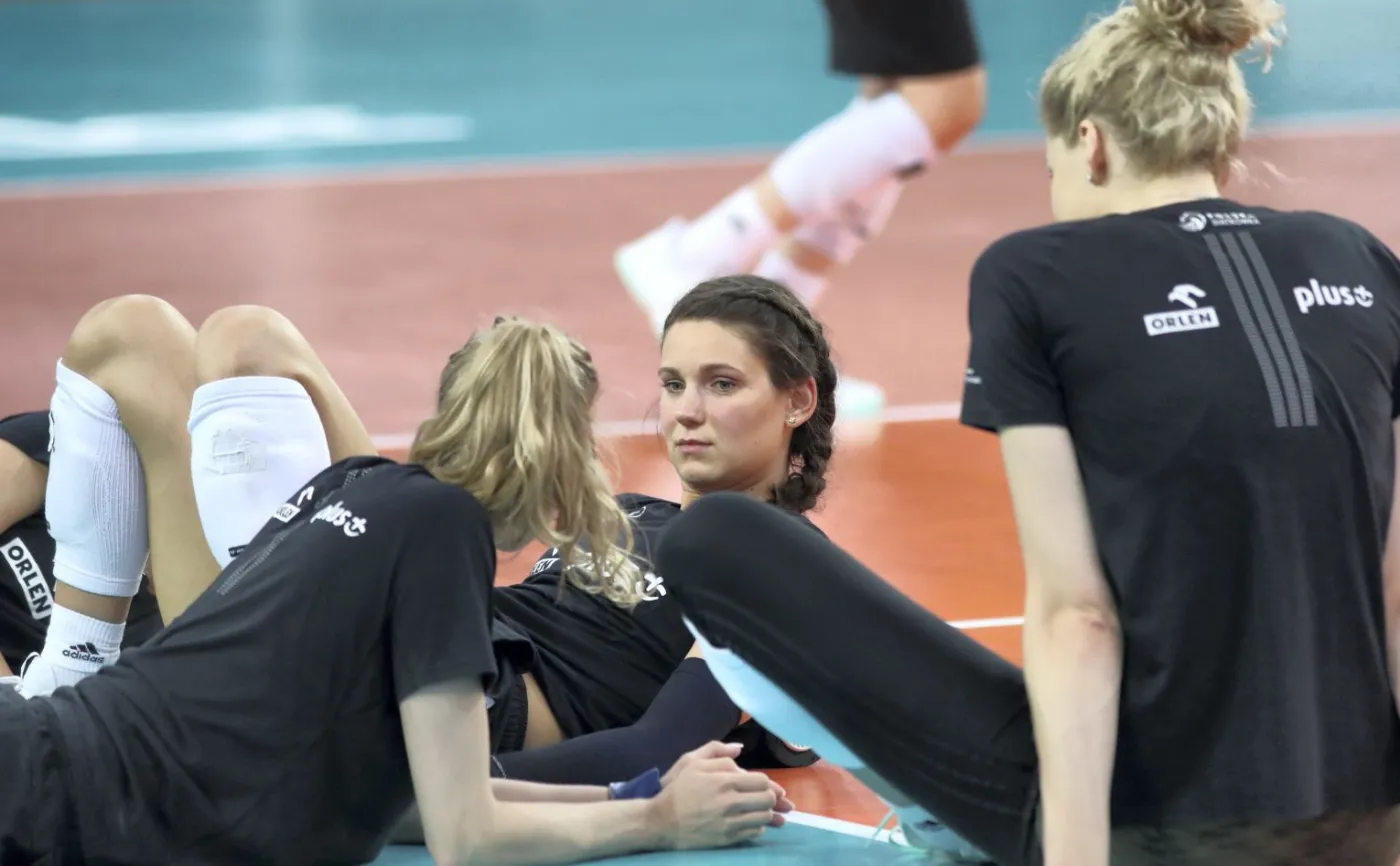 Siatkarka reprezentacji Polski Aleksandra Wójcik podczas treningu w hali Atlas Arena