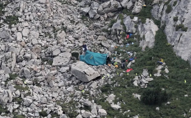 TOPR przystępuje do wydobycia ciał z Jaskini Wielkiej Śnieżnej. "Zakładamy, że drugi grotołaz też nie żyje"