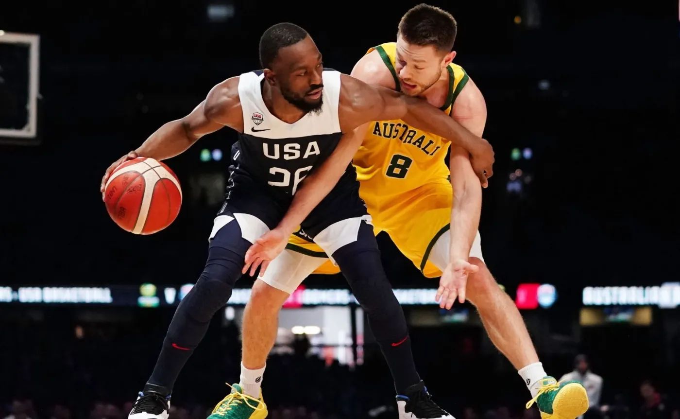 Kemba Walker z USA i Matthew Dellavedova