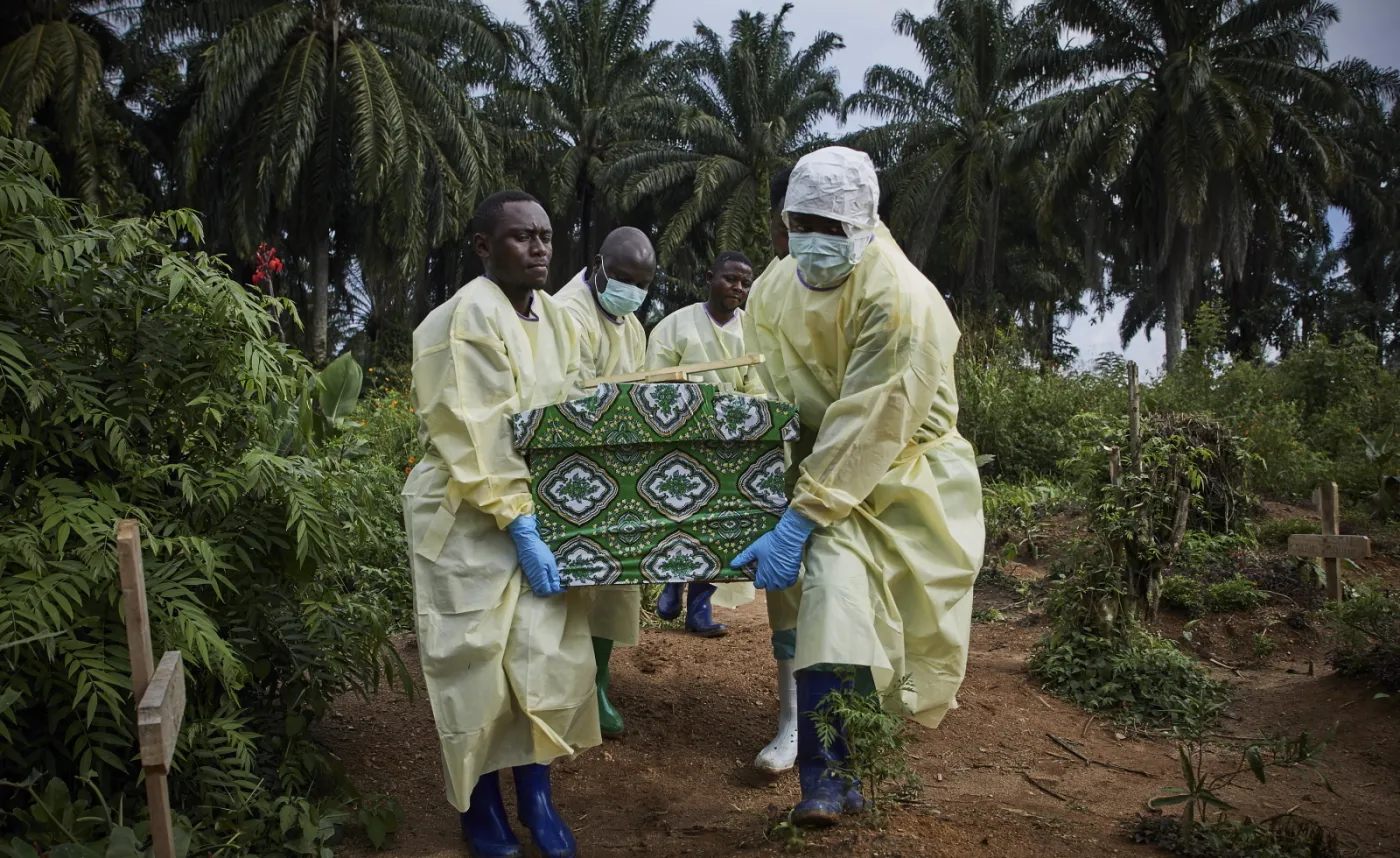 12560128-epidemia-eboli-w-demokratycznej.jpg