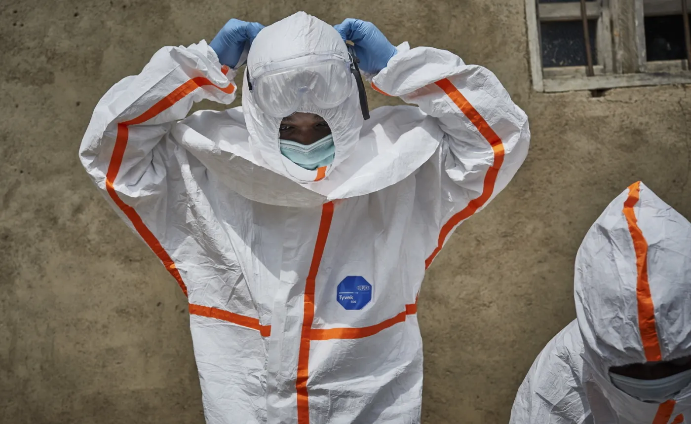 12560192-epidemia-eboli-w-demokratycznej.jpg