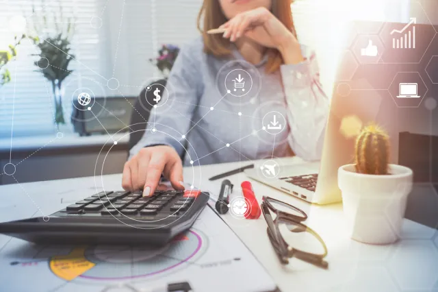 PO-KO potępia propozycję PiS o podniesieniu pensji minimalnej. "Kompletnie oderwana od realiów ekonomicznych"