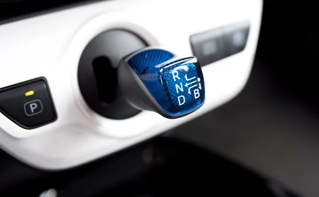 Jak nie dać się nabrać na używany samochód od handlarza? "Do oszustwa najczęściej dochodzi w Niemczech"