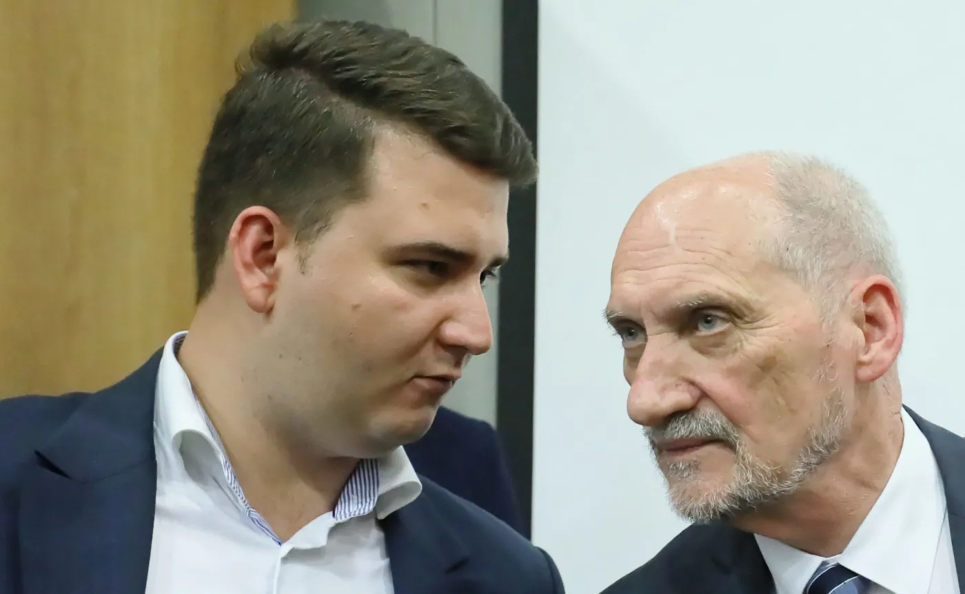 Bartłomiej Misiewicz i Antoni Macierewicz