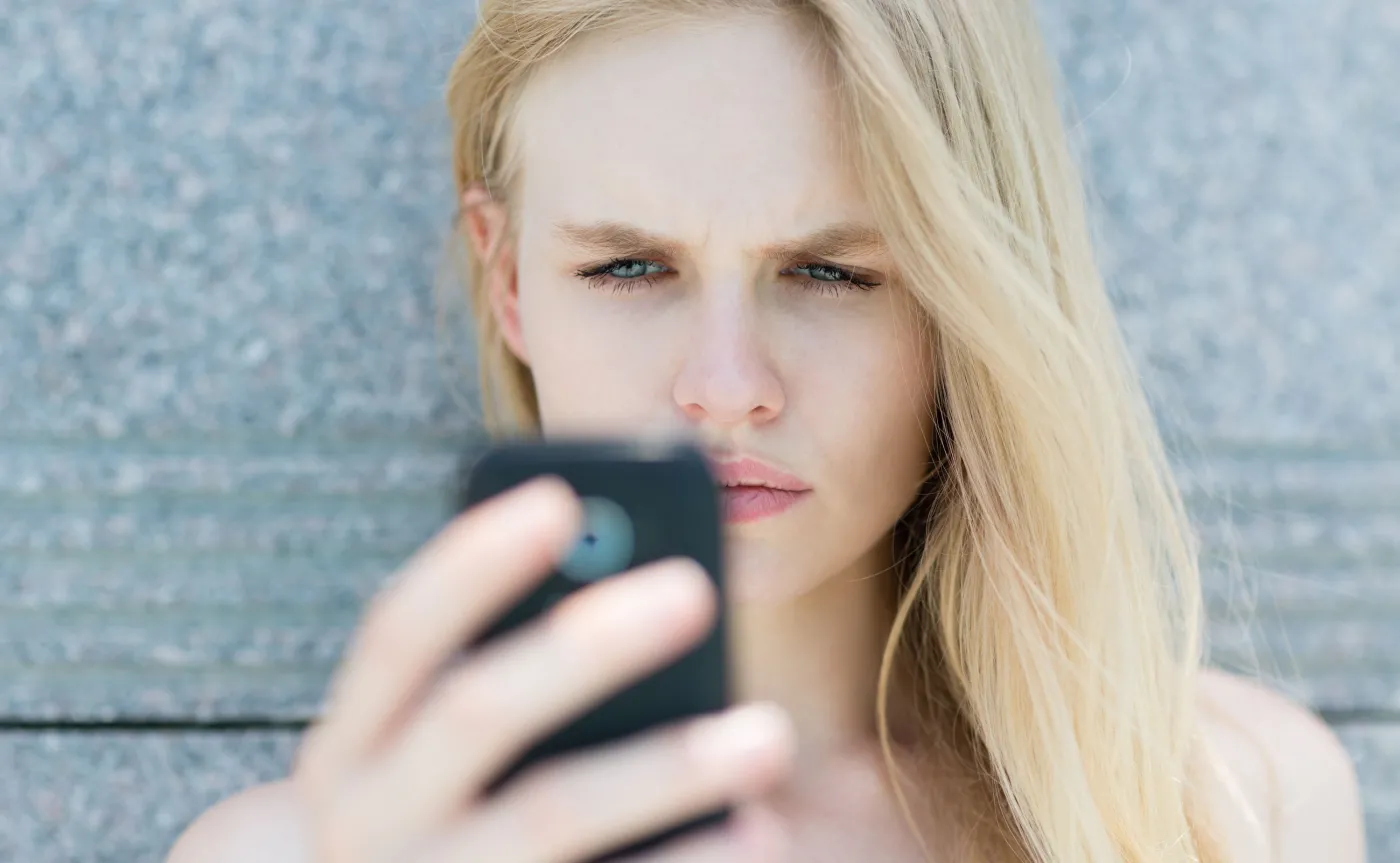 Smartfon niszczy ci zdrowie? 7 mocnych argumentów