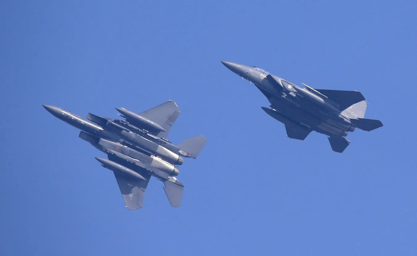 Koreańskie myśliwce oddały strzały przechwytując rosyjskie samoloty. "To powietrzne chuligaństwo"