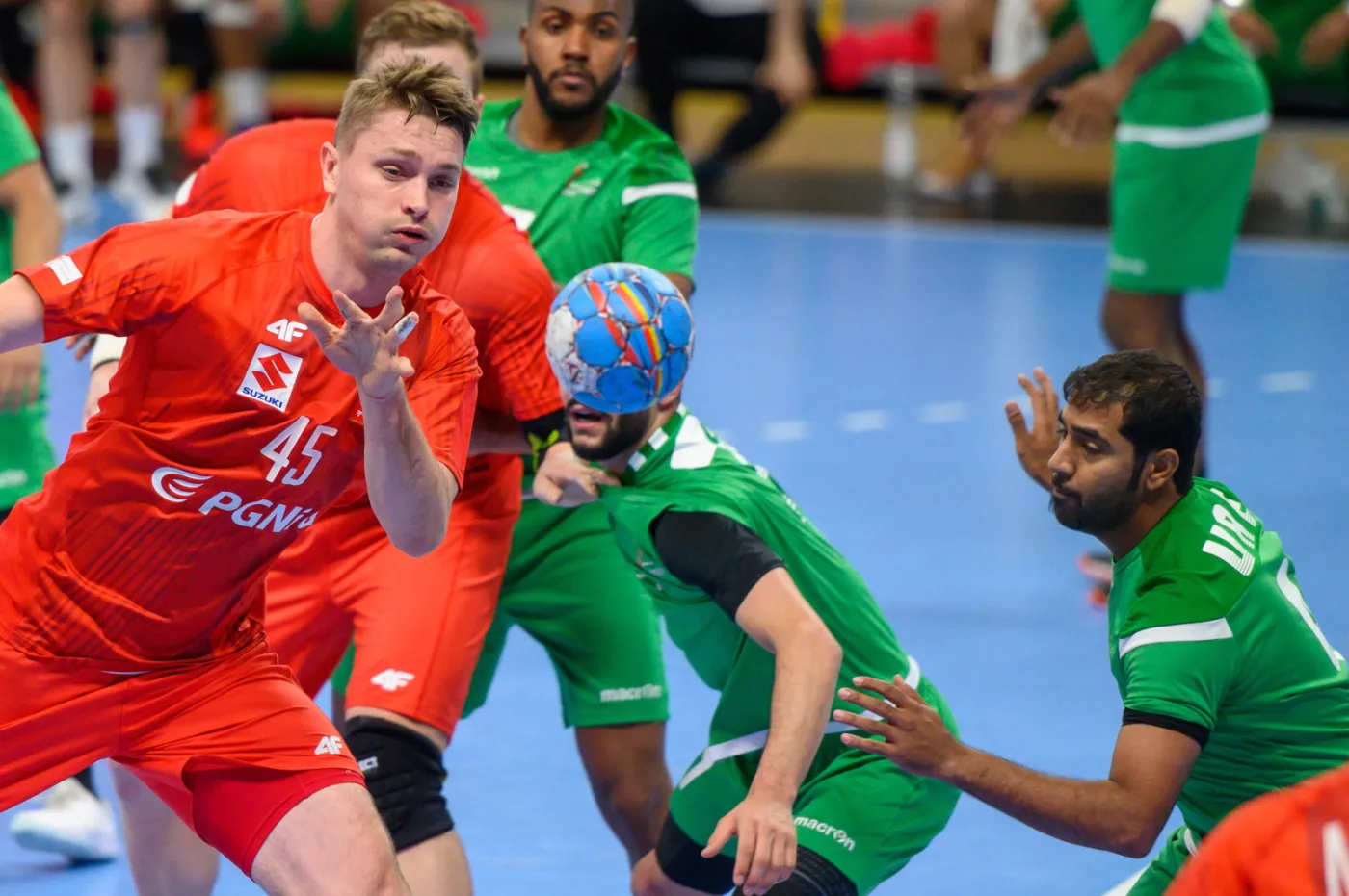 Turniej piłkarzy ręcznych w Tarnowie. Polska - ZEA 28:15