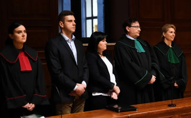 Przełomowy wyrok sądu: Dziubakowie z kredytem we frankach kontra bank