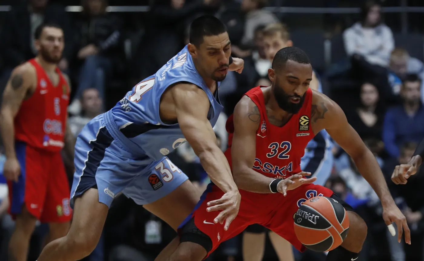 Darrun Hilliard i Gustavo Ayon