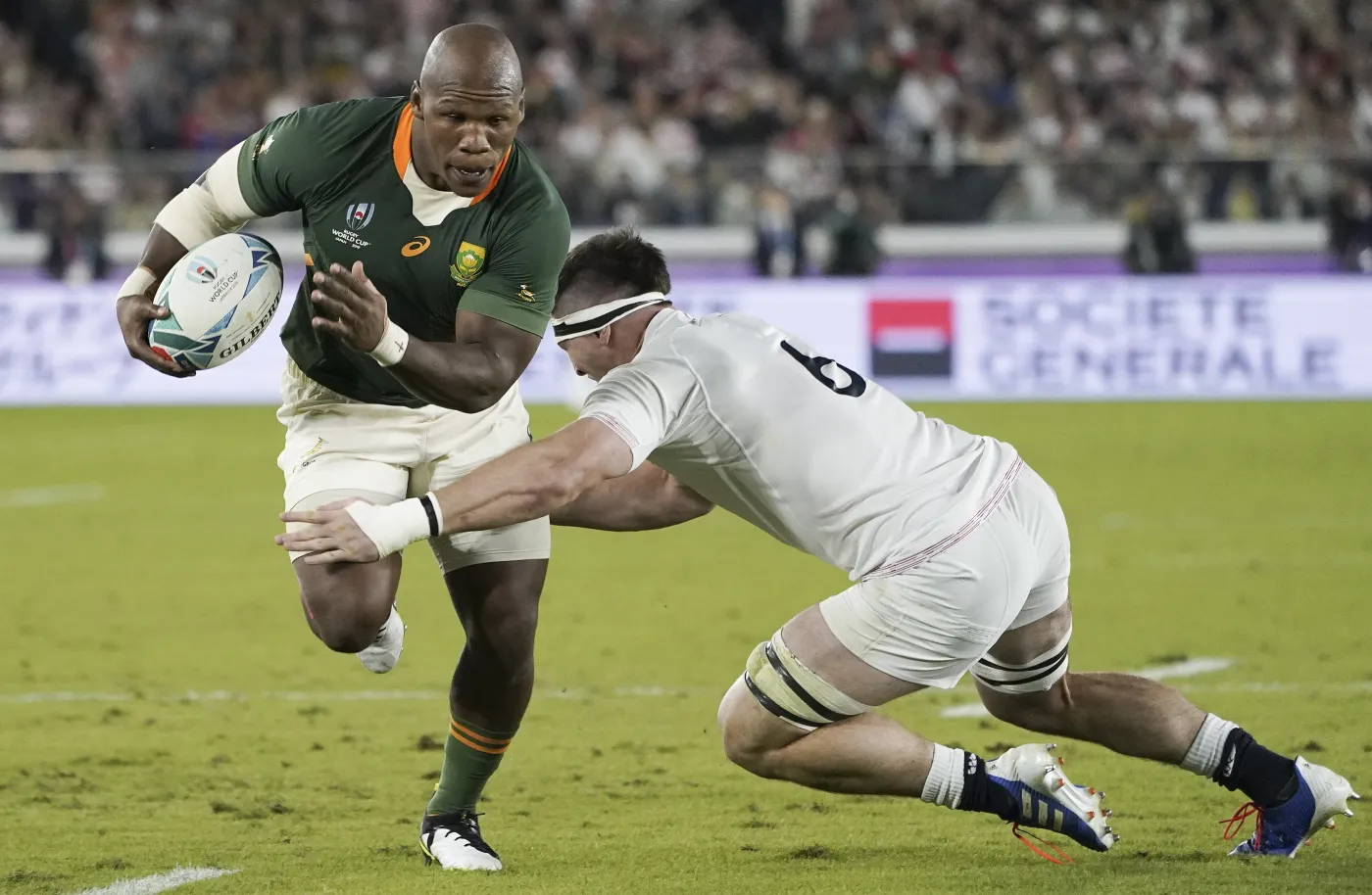 Mbongeni Mbonambi i Tom Curry