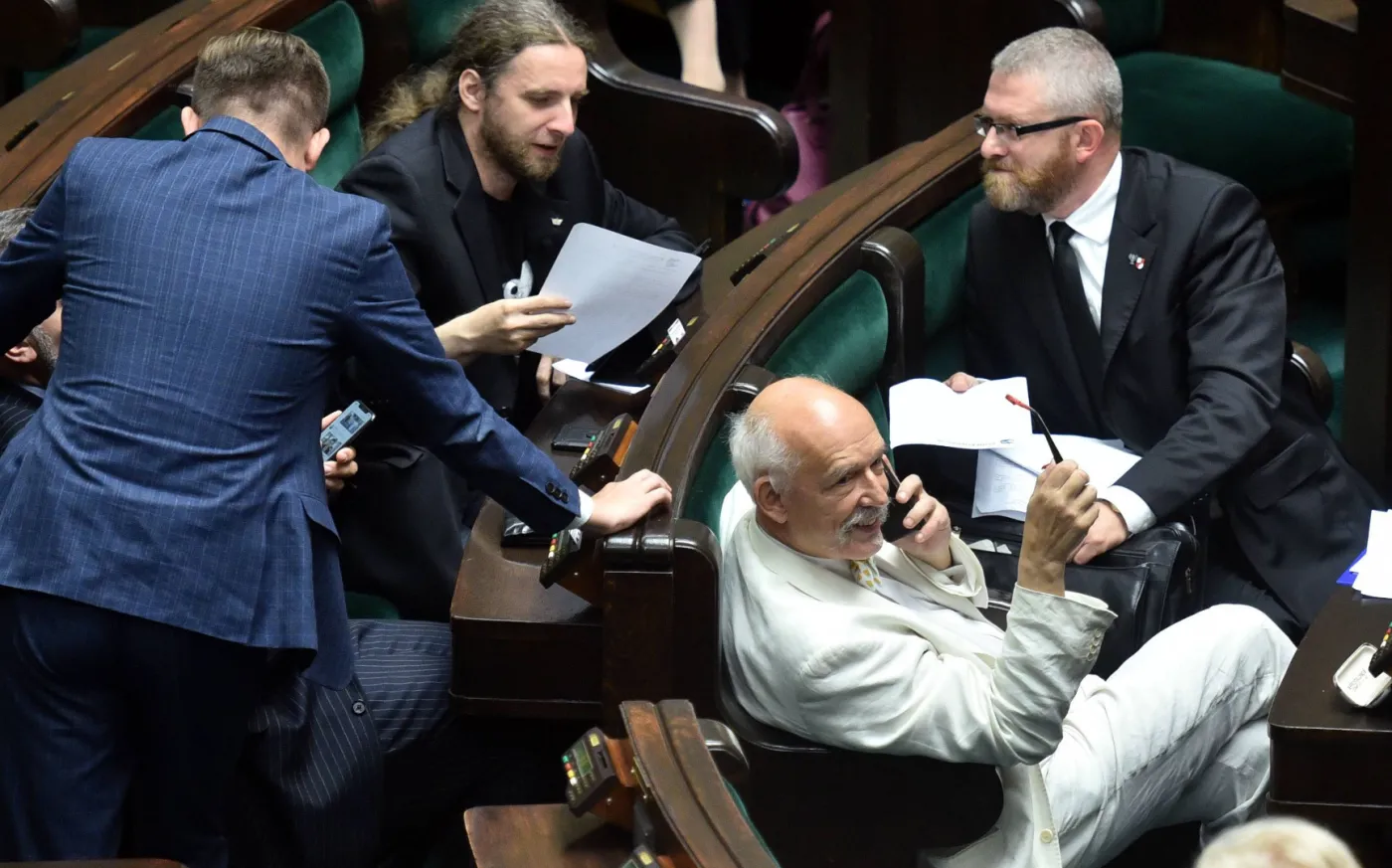 "Die Welt": Konfederacja szydzi z PiS i jej prezesa, "niewysokiego kawalera"