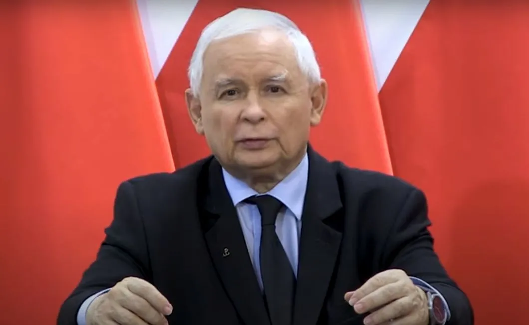 KO: Jarosław Kaczyński nie przychodzi do pracy w KPRM