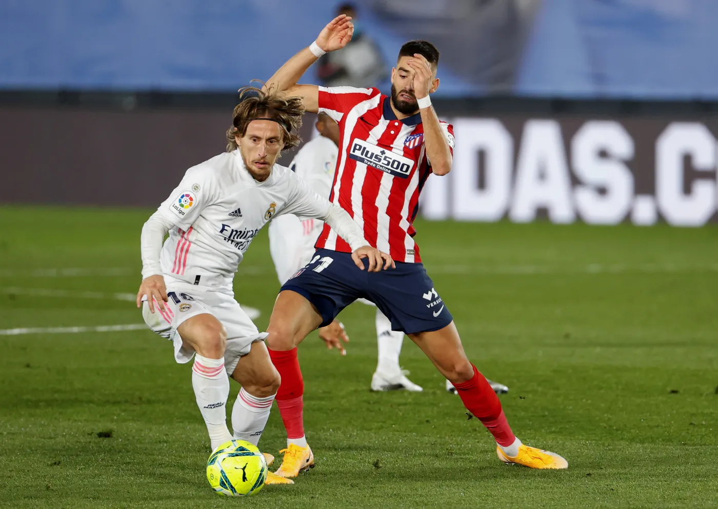 Real rządzi w Madrycie. Pierwsza ligowa porażka Atletico