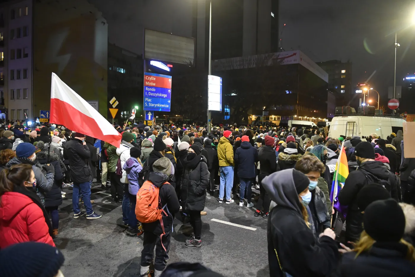 Protestujący na Nowogrodzkiej