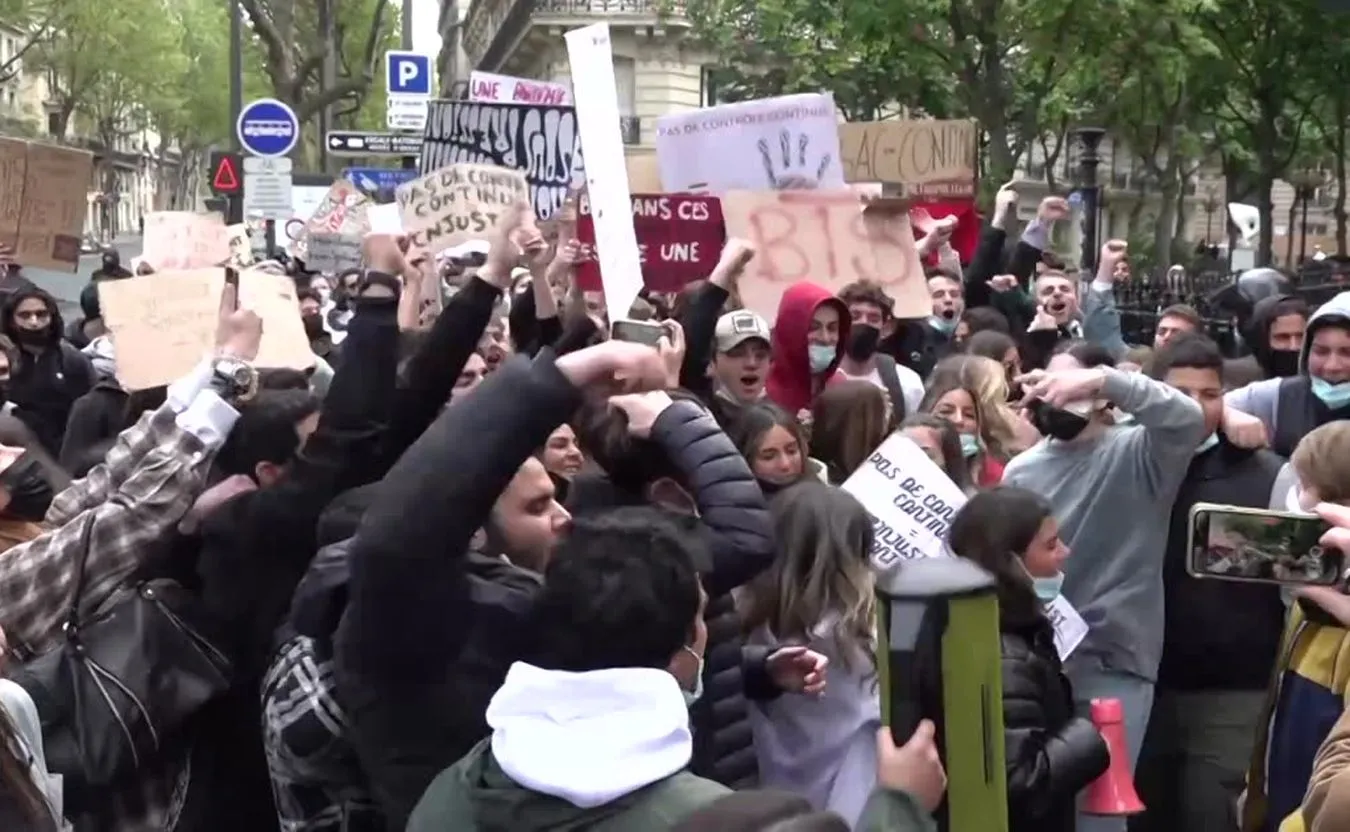 Protesty francuskich maturzystów. Skarżą się na nierówne warunki egzaminacyjne [WIDEO]