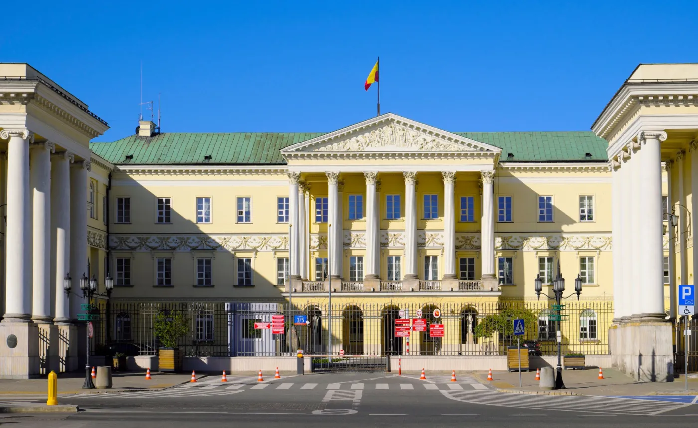 Władze stolicy o materiale TVP Info: Ten atak ma ścisły związek z kampanią
