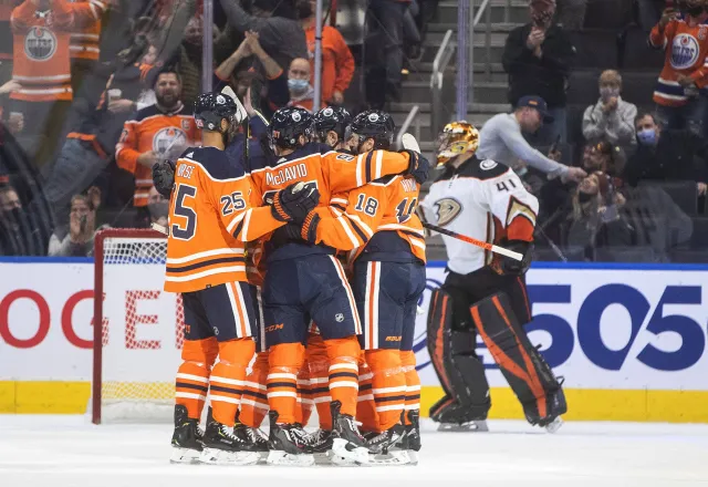 NHL: Hokeiści Edmonton Oilers wygrali piąty mecz z rzędu