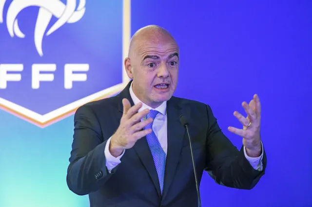 Oficjalnie: Rosjanie zawieszeni przez FIFA i UEFA!