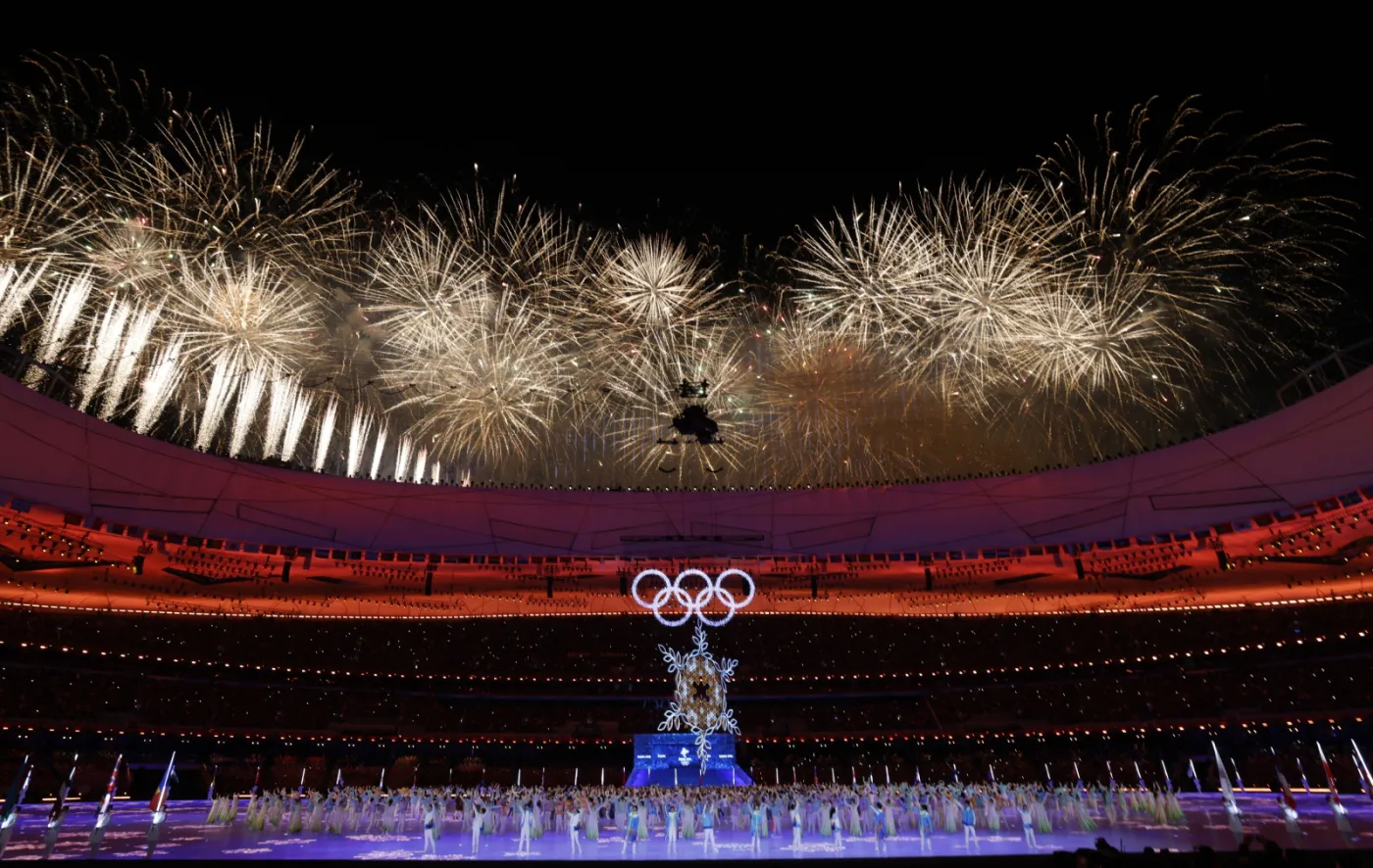Igrzyska oficjalnie zakończone, ogień olimpijski zgasł
