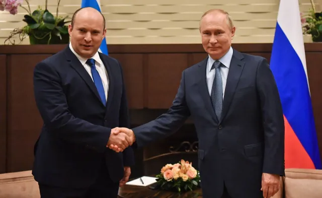 W co gra premier Izraela? Jako jedyny zachodni przywódca odwiedził Putina po inwazji na Ukrainę