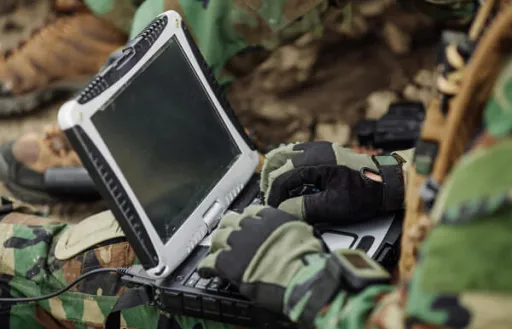 Laptop się przyda, bo "Sofija pójdzie do szkoły". Zdumiewający WYCIEK rozmowy rosyjskiego żołnierza