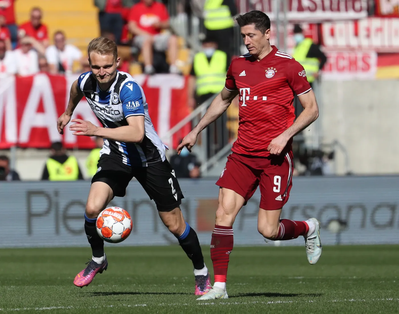 Lewandowski wypracował dwa gole. Bayern wygrał 3:0