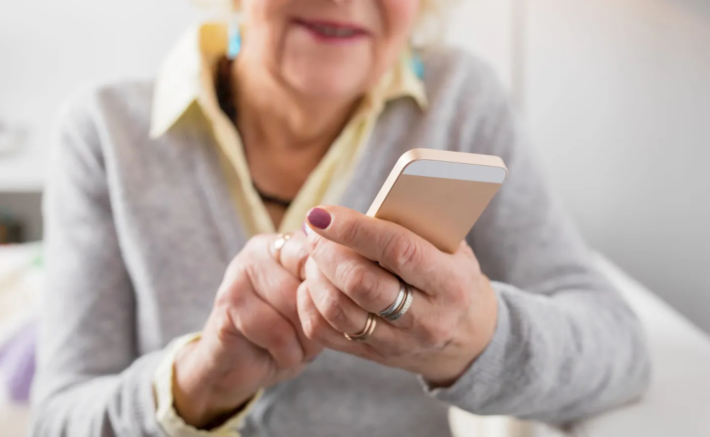 Ruszyła rejestracja na szczepienia dla osób z grupy 70 plus za pośrednictwem SMS-a
