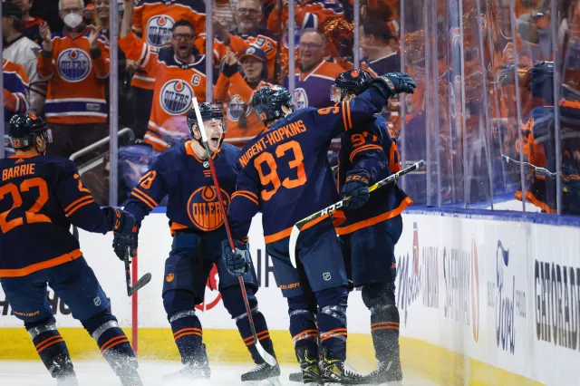 NHL. Lightning, Hurricanes i Oilers w drugiej rundzie play-off