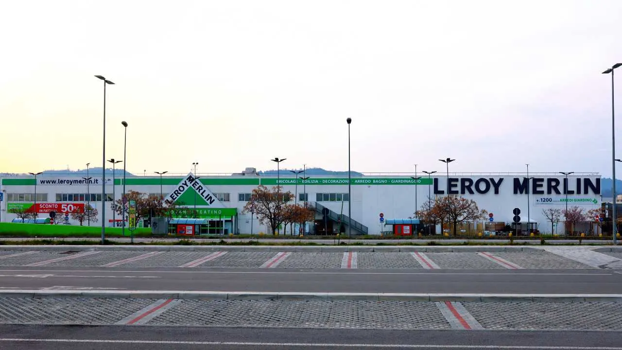 Leroy Merlin zmieniło opisy produktów z "Rosja" na "Polska". Inspekcja Handlowa zbada sprawę