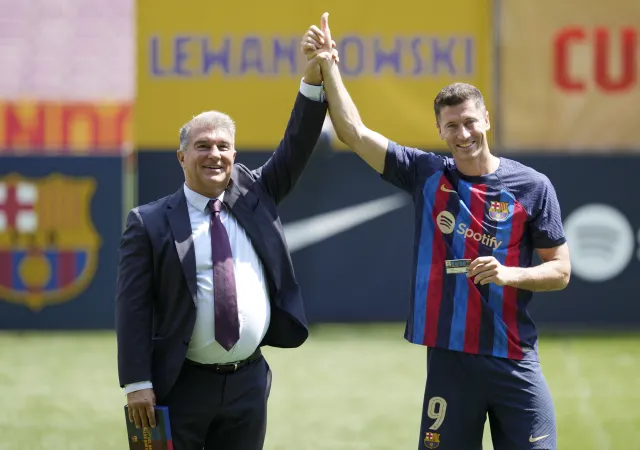 Tak Lewandowski oficjalnie został zaprezentowany w Barcelonie