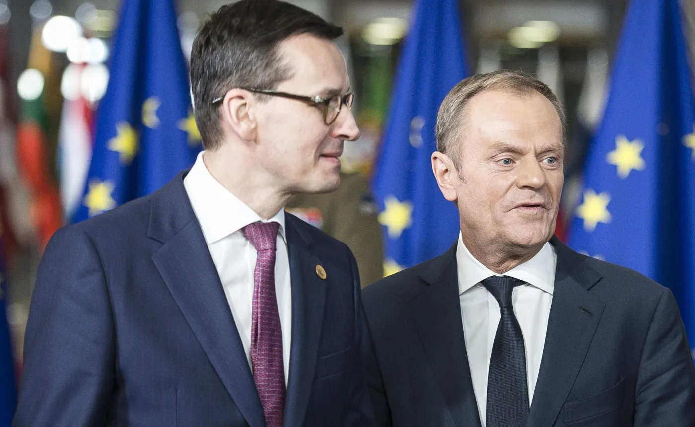 Koalicja Obywatelska i Zjednoczona Prawica niemal łeb w łeb. NOWY SONDAŻ