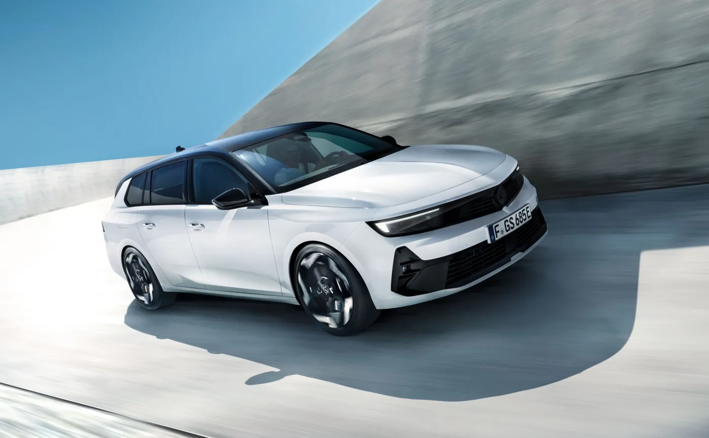 Opel Astra Sports Tourer GSe
