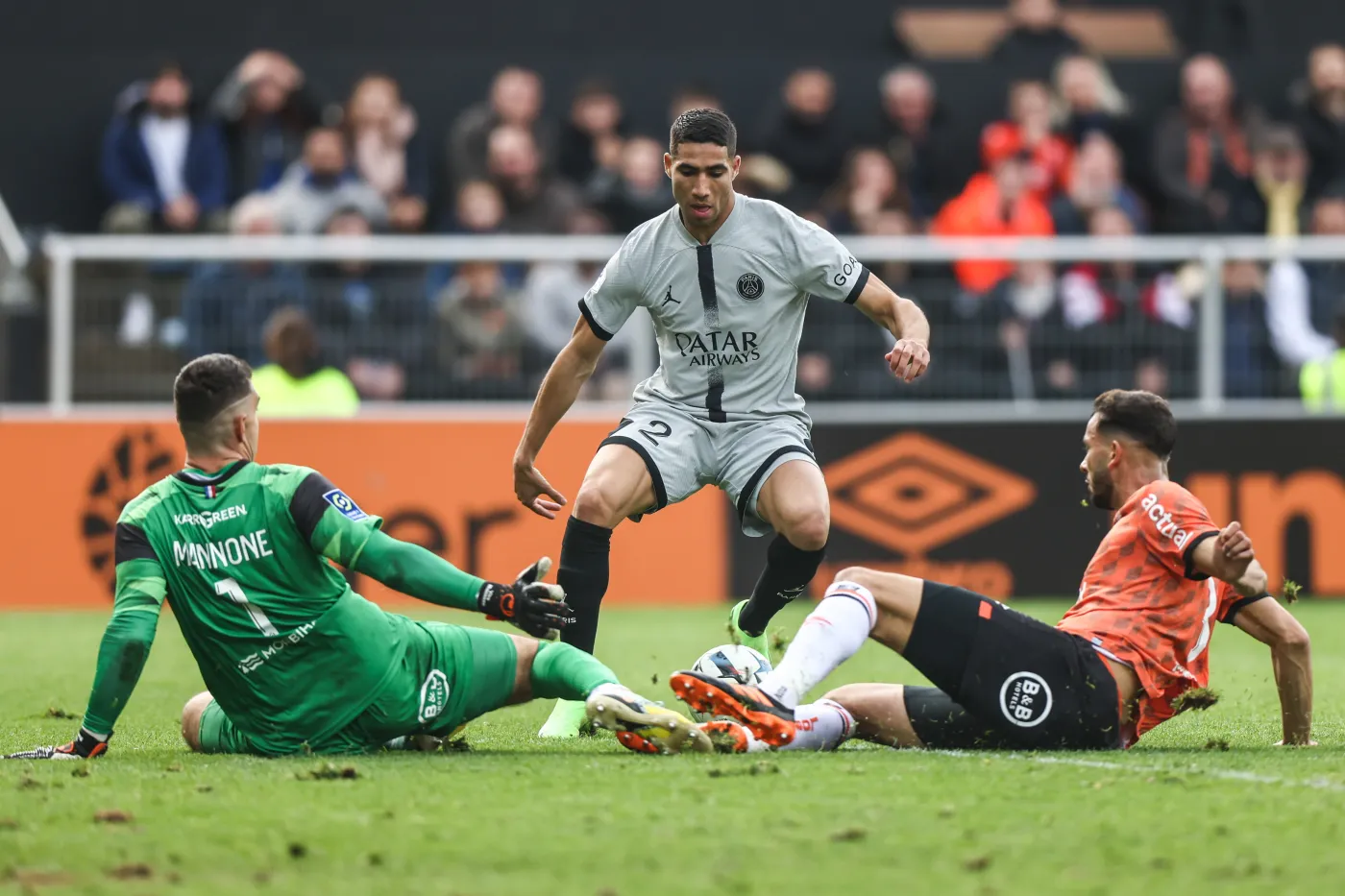 Ciężary Paris-Saint Germain. Bez Messiego z Lorient nie było łatwo [WIDEO]