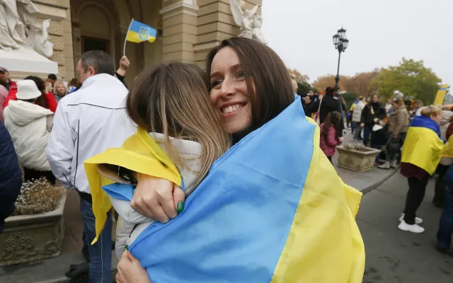 "Na głównym placu trwa dyskoteka. Poza nim Chersoń jest miastem-widmem"