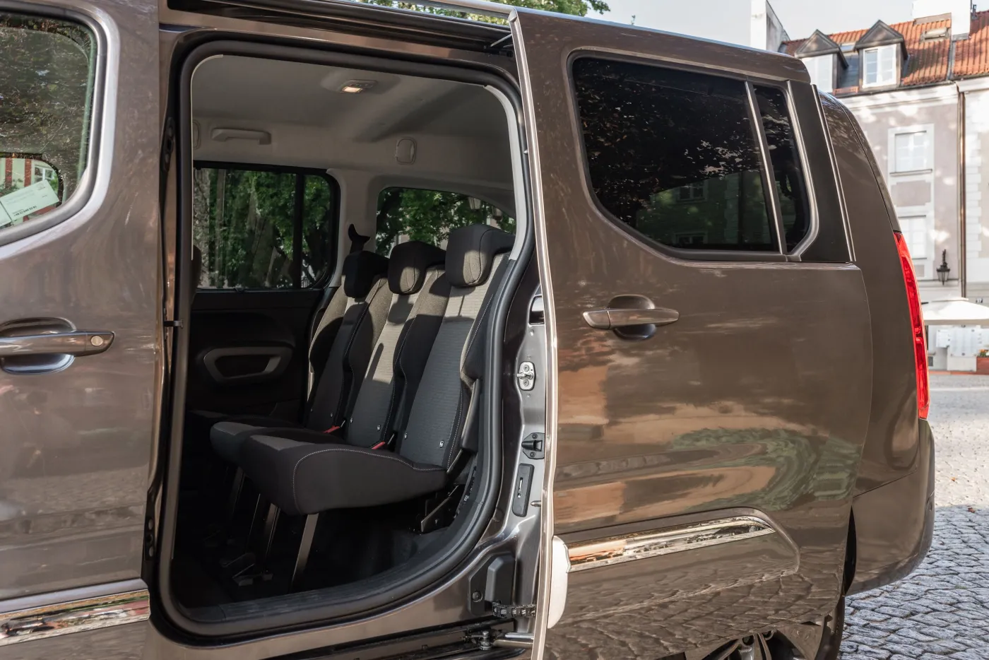 Toyota Proace City nowym hitem w Polsce. Kusi nie tylko gwarancją na milion km
