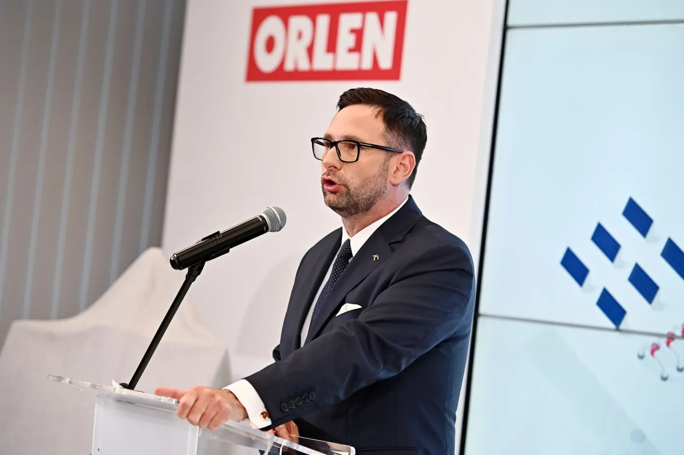 Saudowie będą mogli sprzedać udziały w Rafinerii Gdańskiej? REAKCJA Obajtka