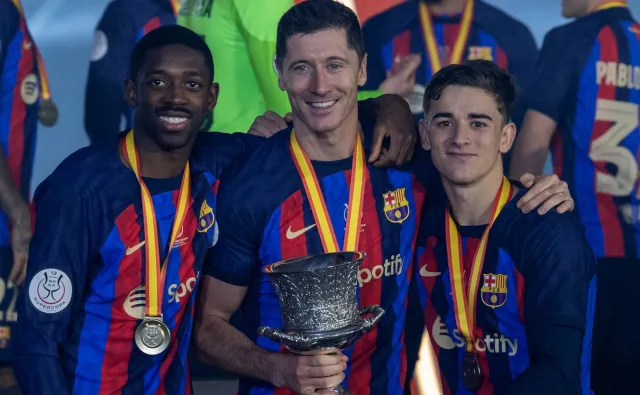 Hiszpańskie media: "Barca" po Superpucharze zdobędzie z Lewandowskim inne trofea