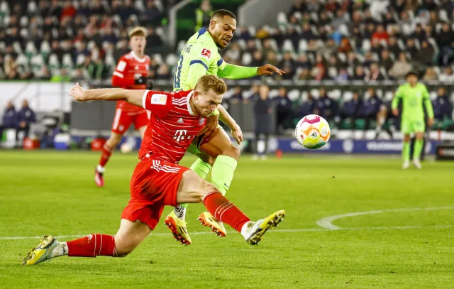 Liga niemiecka. Gol Kamińskiego dla Wolfsburga w meczu z Bayernem