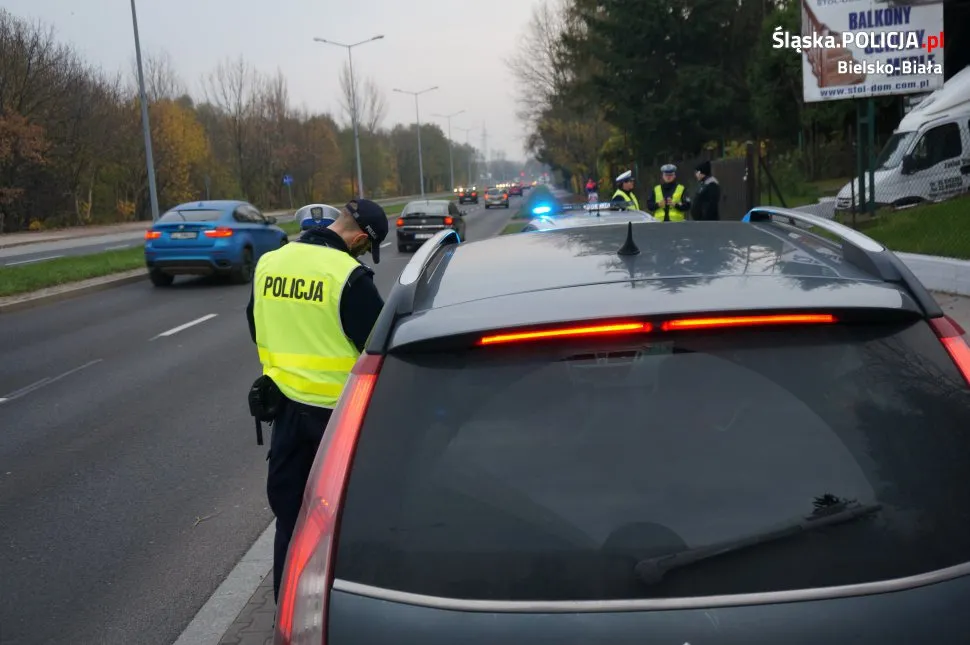 Nie tylko sprawca. Poszkodowany w kolizji także może dostać mandat! Kwoty robią wrażenie
