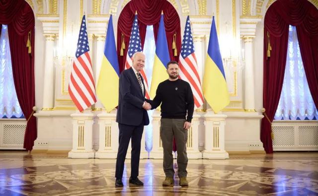 "Zełenski, Duda i Biden zapobiegną temu, by Rosja znów stała się supermocarstwem"