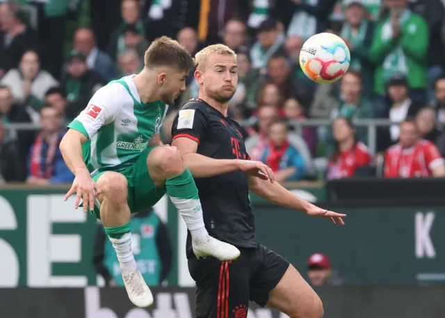Bayern kolejny tydzień spędzi na fotelu lidera Bundesligi